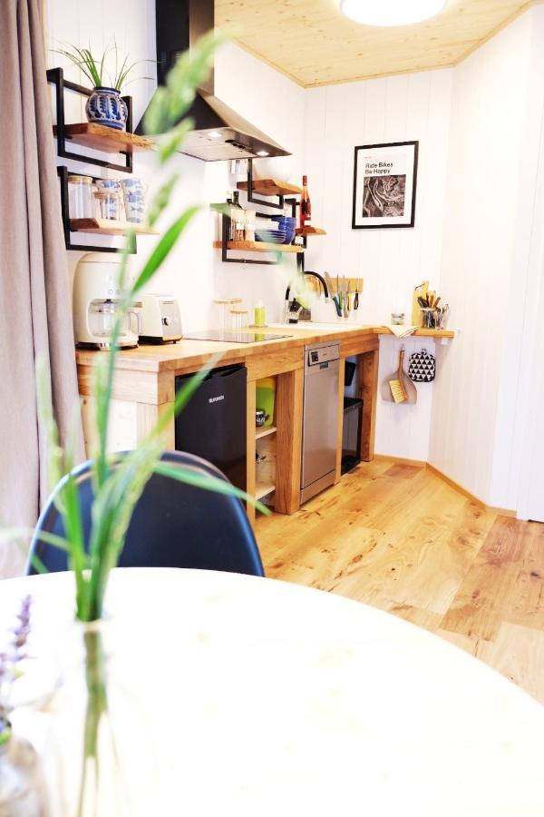 Hjem - Tiny Homes Direkt Am Wald Zwischen Allgaeu & Bodensee Bergatreute Екстериор снимка